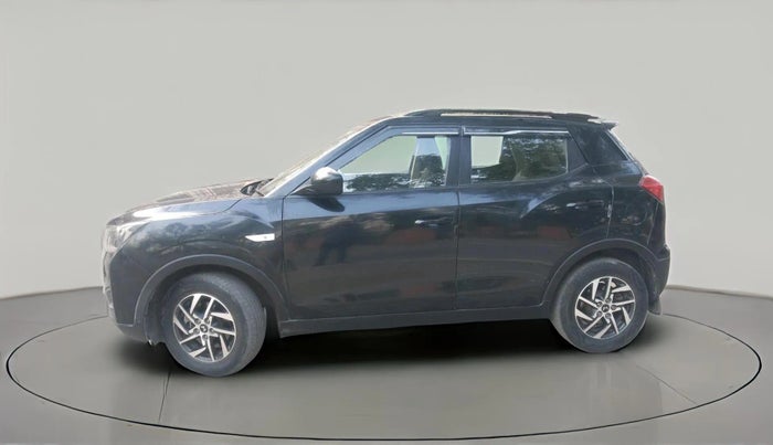 2022 Mahindra XUV300 W6 1.2 PETROL, Petrol, Manual, 62,463 km, exterior