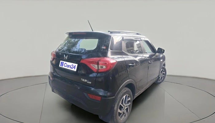 2022 Mahindra XUV300 W6 1.2 PETROL, Petrol, Manual, 62,463 km, exterior