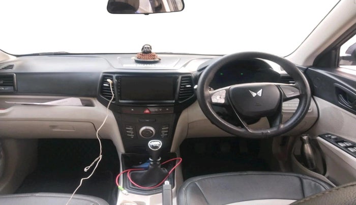 2022 Mahindra XUV300 W6 1.2 PETROL, Petrol, Manual, 62,463 km, interior