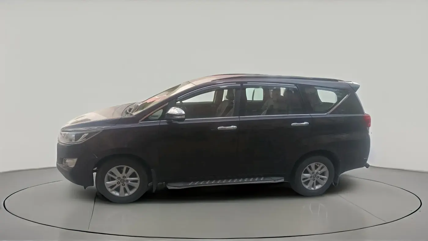 2017 Toyota Innova Crysta 2.7 GX AT 7 STR, Petrol, Automatic, 41,754 km, exterior