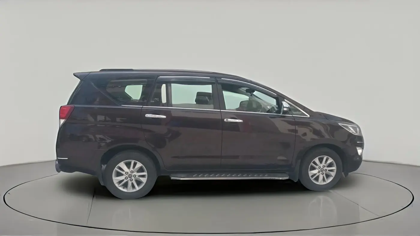 2017 Toyota Innova Crysta 2.7 GX AT 7 STR, Petrol, Automatic, 41,754 km, exterior