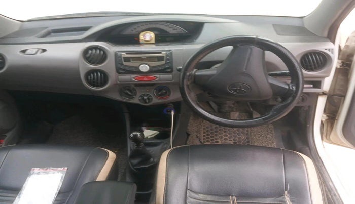 2011 Toyota Etios G, CNG, Manual, 1,17,668 km, interior