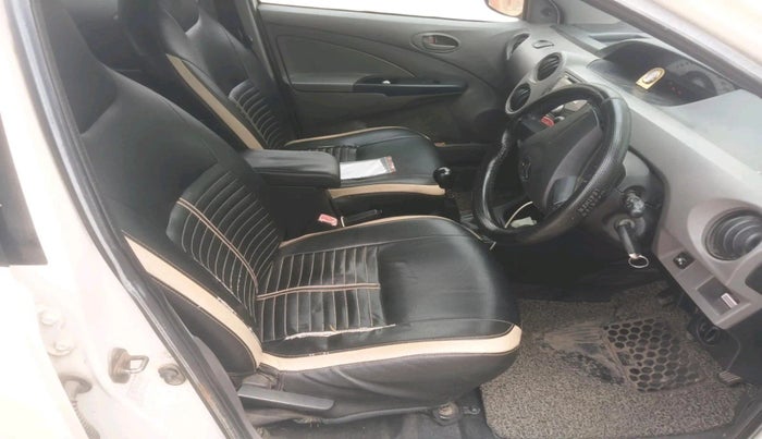 2011 Toyota Etios G, CNG, Manual, 1,17,668 km, interior