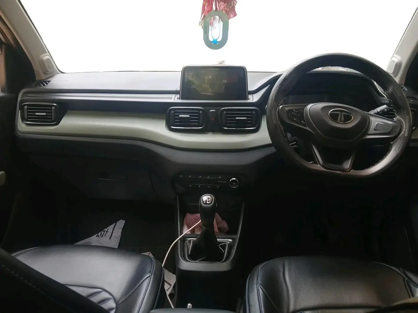2024 Tata PUNCH ADVENTURE RHYTHM CNG, CNG, Manual, 33,589 km, interior
