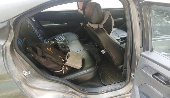 2024 Tata PUNCH ADVENTURE RHYTHM CNG, CNG, Manual, 33,589 km, interior