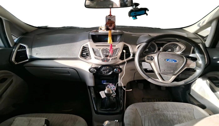 2016 Ford Ecosport TITANIUM 1.5L DIESEL, Diesel, Manual, 2,21,873 km, interior
