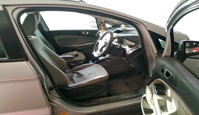 2016 Ford Ecosport TITANIUM 1.5L DIESEL, Diesel, Manual, 2,21,873 km, interior