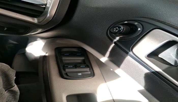 2016 Ford Ecosport TITANIUM 1.5L DIESEL, Diesel, Manual, 2,21,873 km, interior