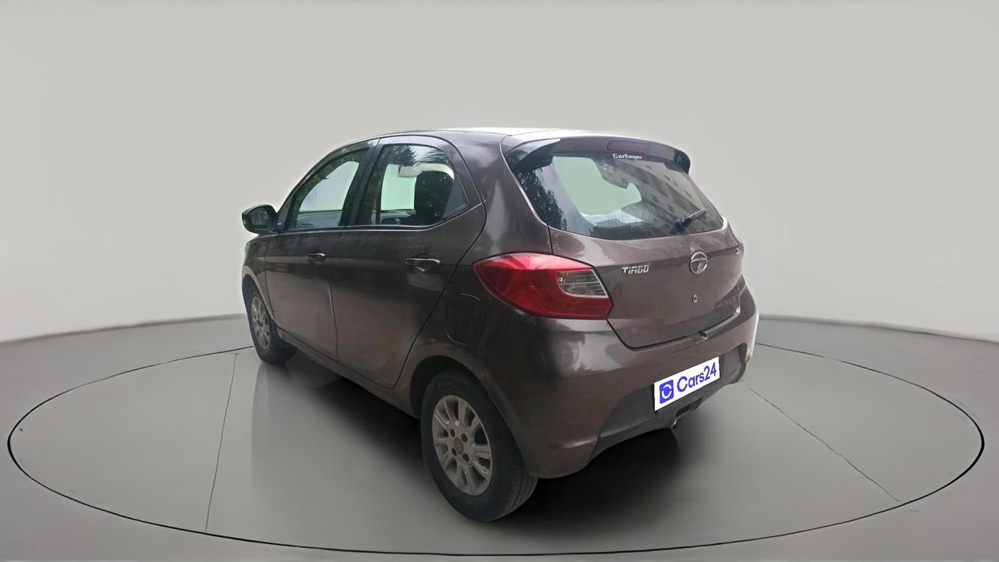 2016 Tata Tiago XZ PETROL, Petrol, Manual, 1,26,582 km, exterior