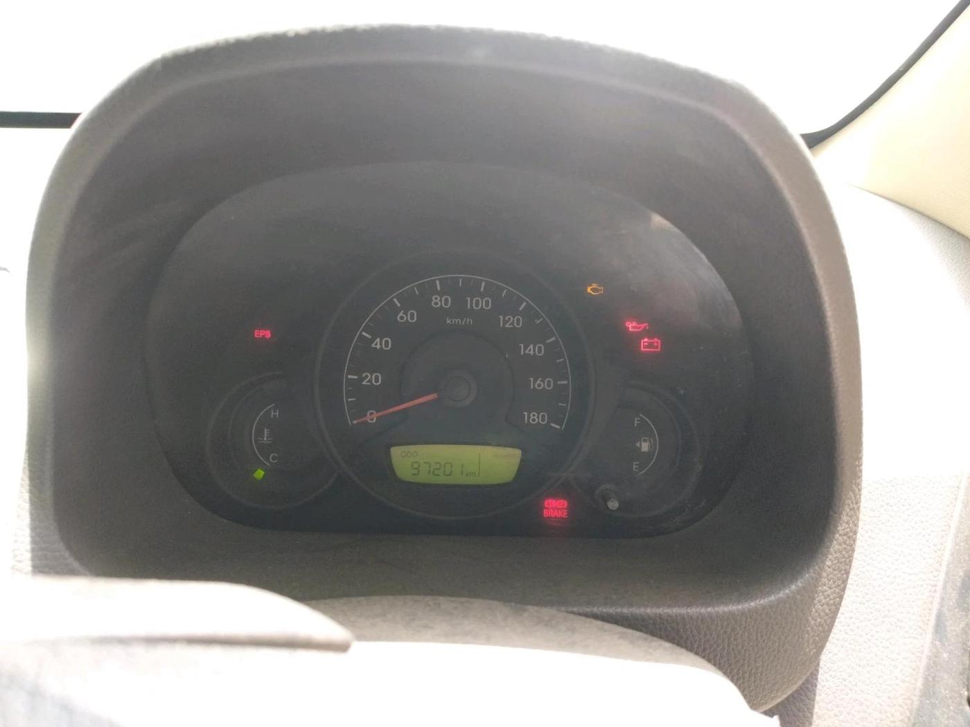 2016 Hyundai Eon ERA +, CNG, Manual, 97,201 km, interior