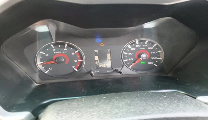 2016 Mahindra Kuv100 K8 6 STR, Petrol, Manual, 89,672 km, interior
