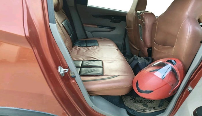 2016 Mahindra Kuv100 K8 6 STR, Petrol, Manual, 89,672 km, interior