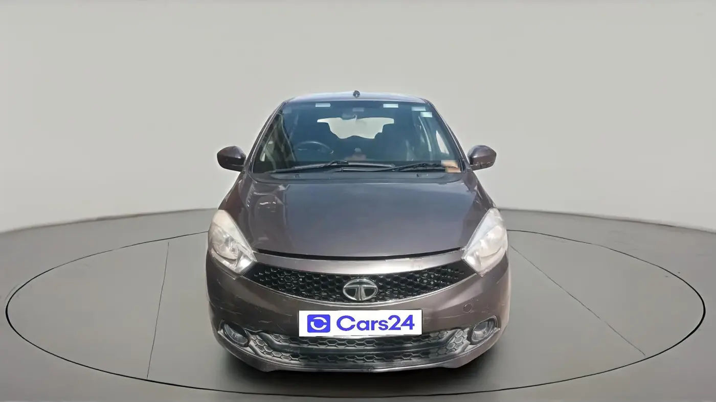 2016 Tata Tiago XT PETROL, CNG, Manual, 93,334 km, exterior