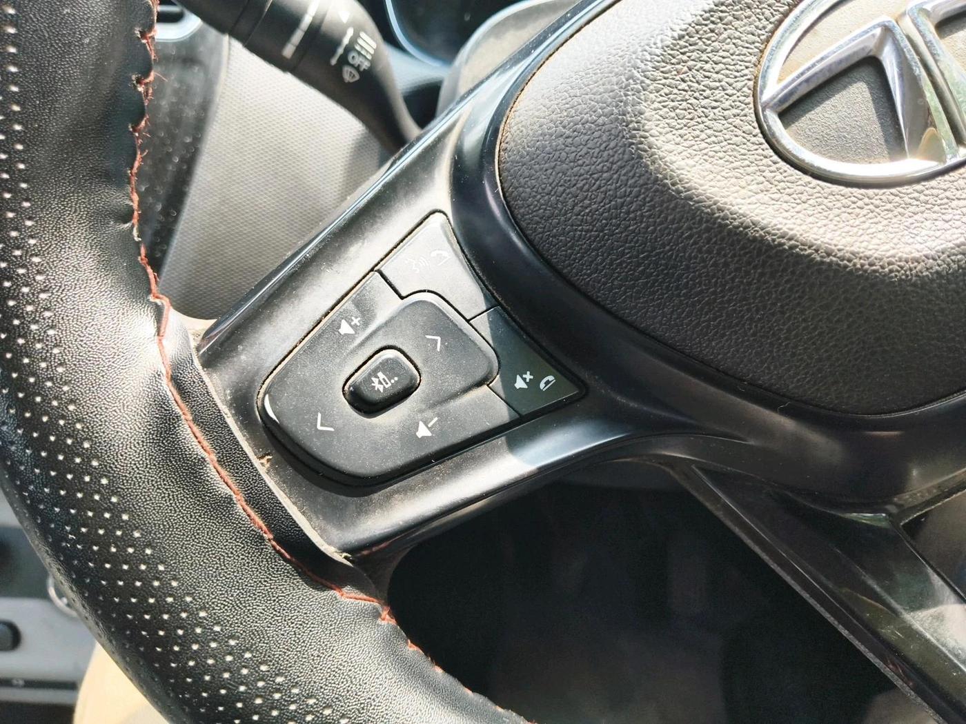 2022 Tata Tiago XT CNG, CNG, Manual, 1,18,509 km, interior