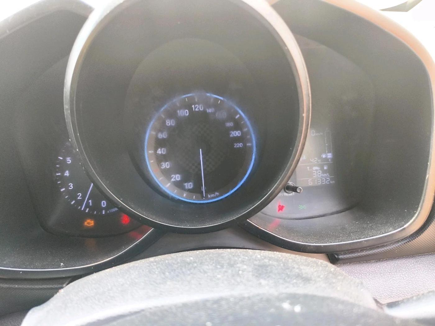 2021 Hyundai VENUE SX 1.0 TURBO, Petrol, Manual, 61,332 km, interior