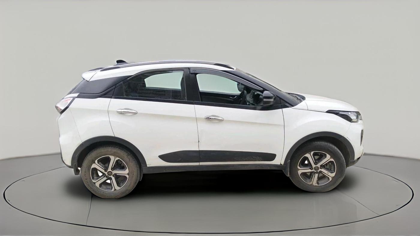 2022 Tata NEXON XZ PLUS PETROL, Petrol, Manual, 72,233 km, exterior
