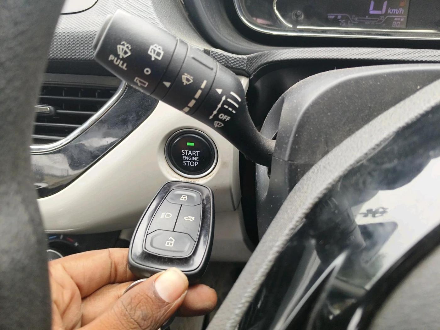 2022 Tata NEXON XZ PLUS PETROL, Petrol, Manual, 72,233 km, interior