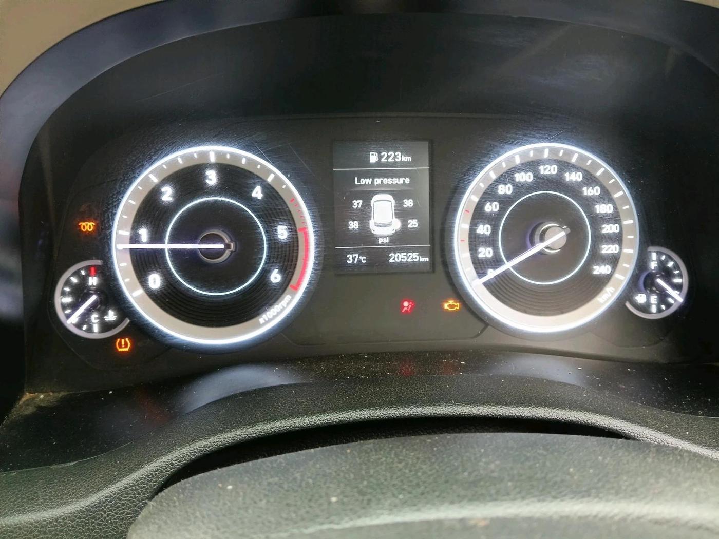 2022 Hyundai Creta E 1.5 DIESEL, Diesel, Manual, 20,525 km, interior