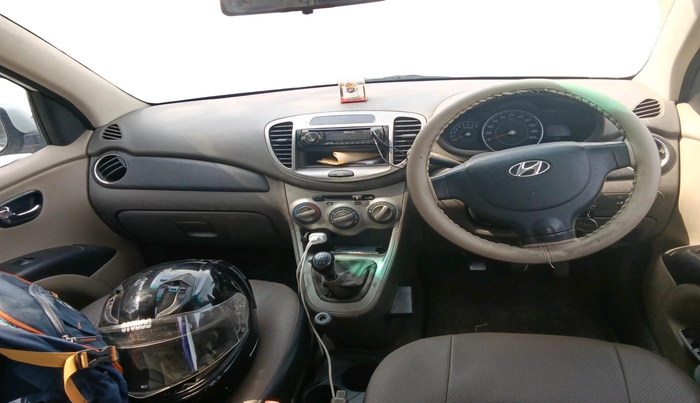 2011 Hyundai i10 MAGNA 1.2, Petrol, Manual, 1,73,844 km, interior
