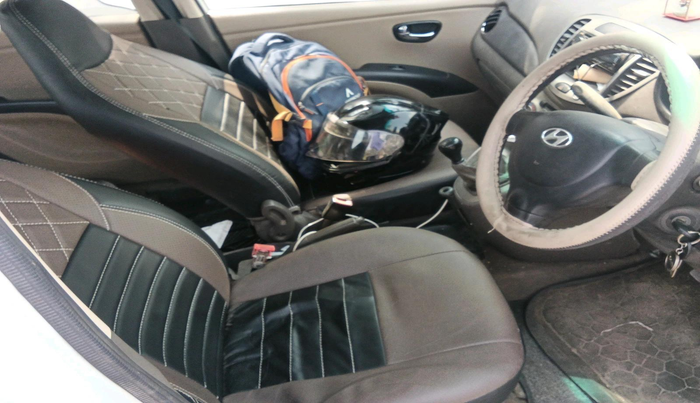 2011 Hyundai i10 MAGNA 1.2, Petrol, Manual, 1,73,844 km, interior