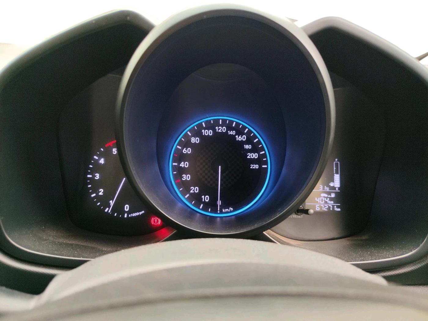 2020 Hyundai VENUE S 1.5 CRDI, Diesel, Manual, 67,271 km, interior