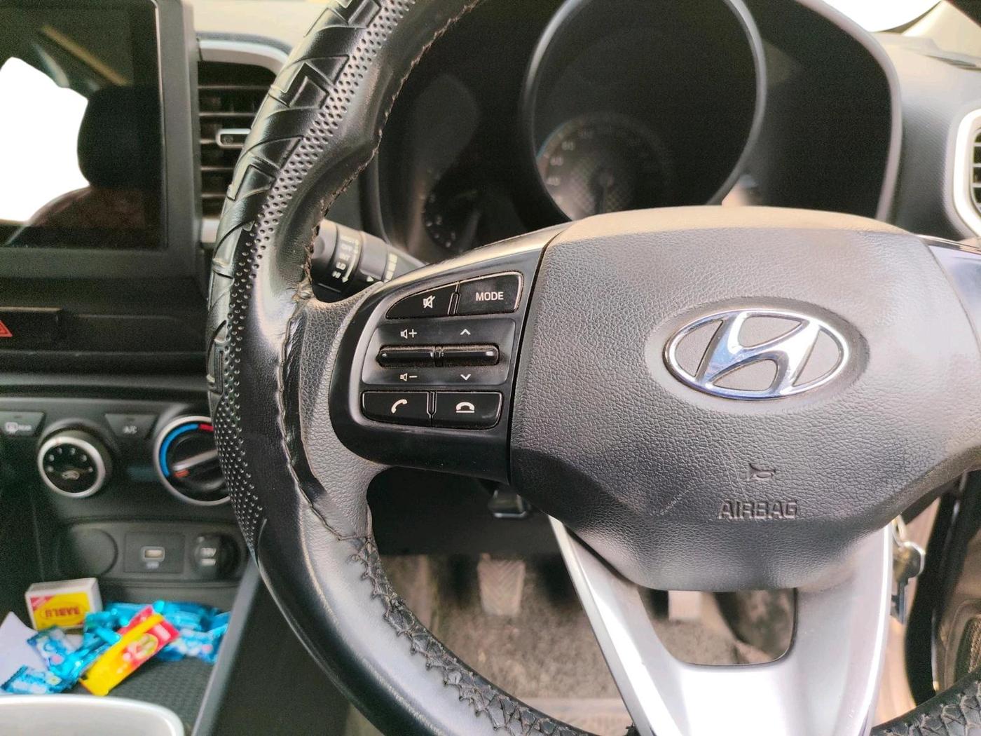 2020 Hyundai VENUE S 1.5 CRDI, Diesel, Manual, 67,271 km, interior