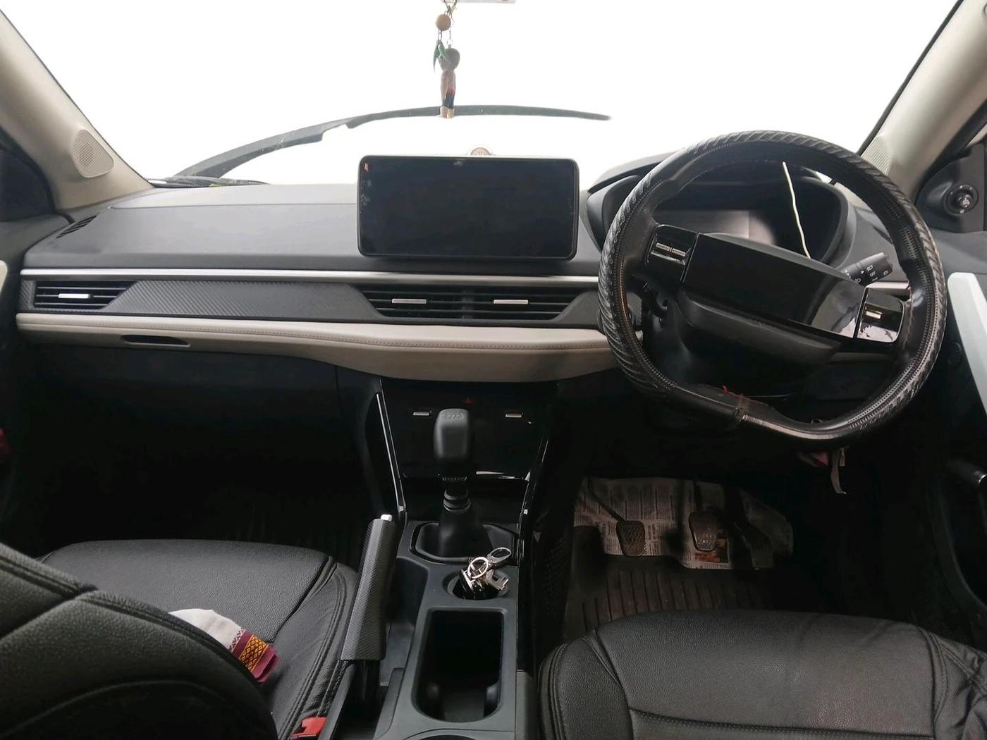 2024 Tata NEXON Creative Plus 1.2 iCNG, CNG, Manual, 41,357 km, interior