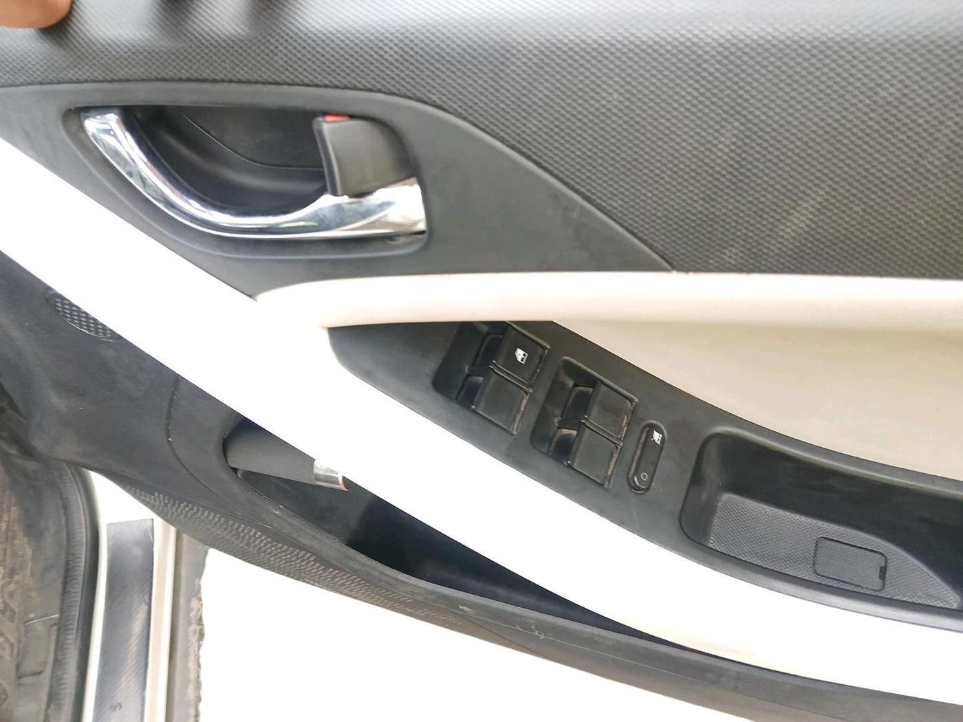 2024 Tata NEXON Creative Plus 1.2 iCNG, CNG, Manual, 41,357 km, interior