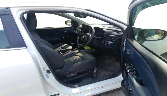 2024 Maruti Baleno ALPHA PETROL 1.2, Petrol, Manual, 9,129 km, interior