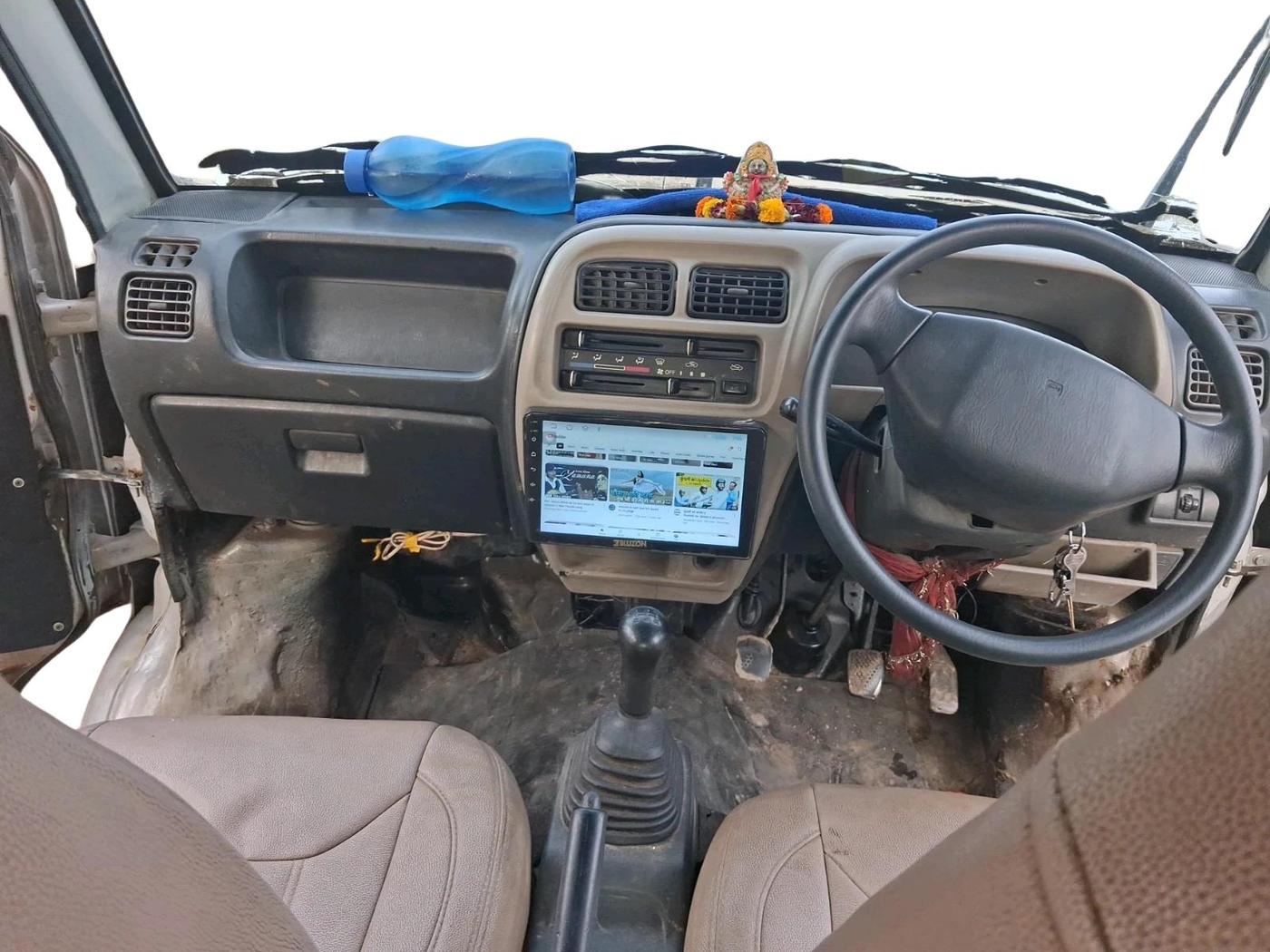 2014 Maruti Eeco 5 STR CNG WITH HTR, CNG, Manual, 2,07,182 km, interior