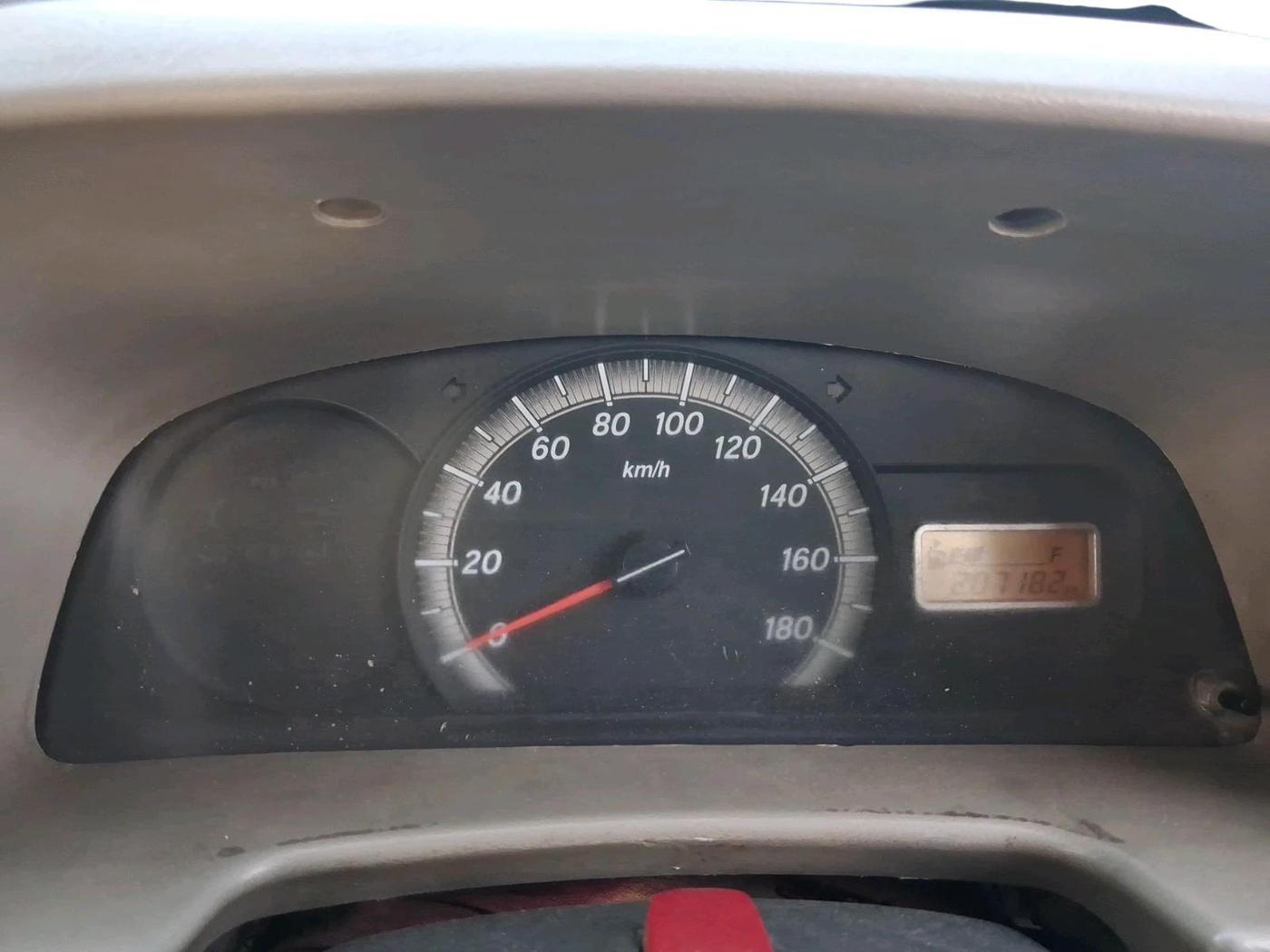 2014 Maruti Eeco 5 STR CNG WITH HTR, CNG, Manual, 2,07,182 km, interior