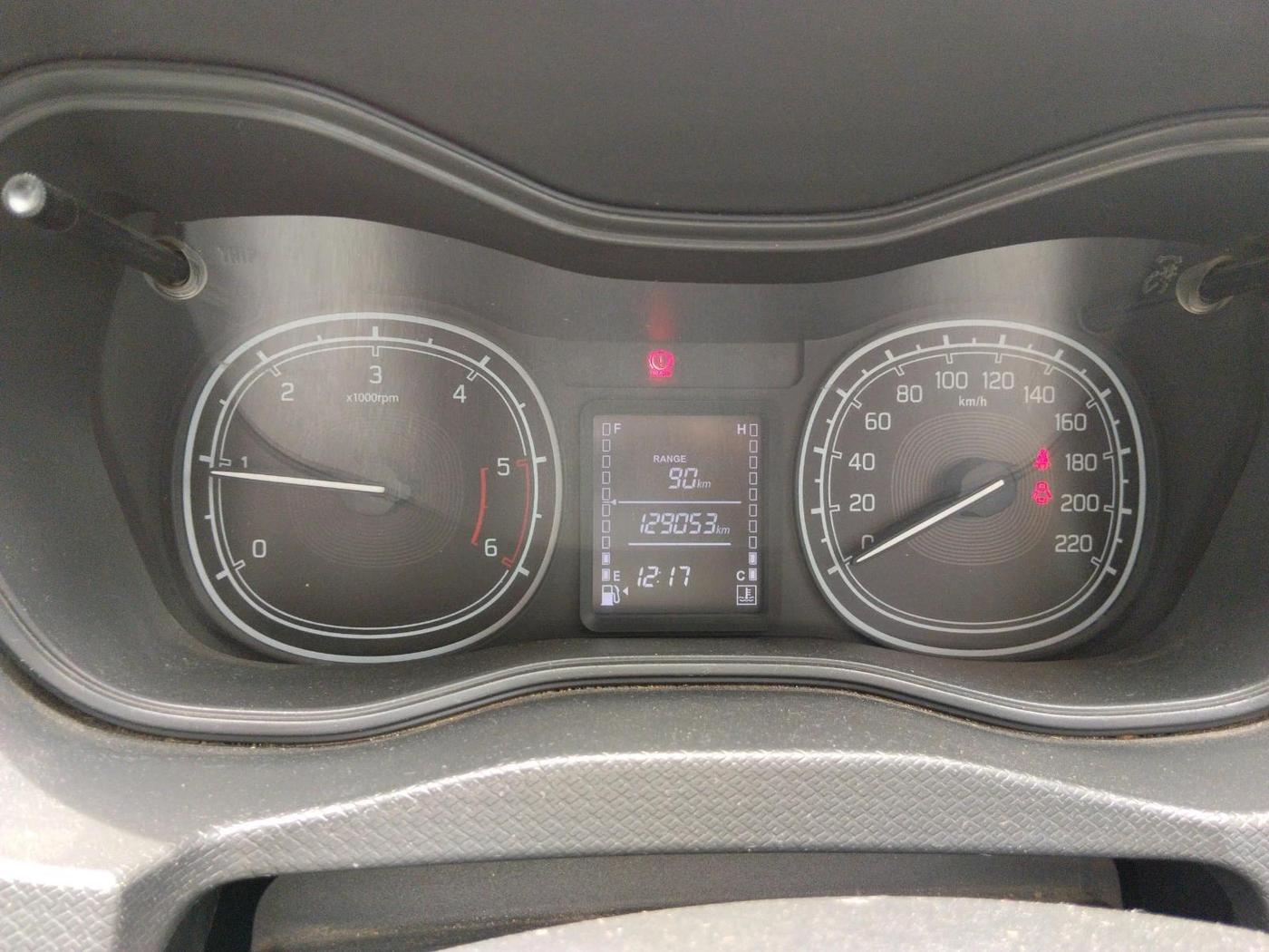 2016 Maruti Vitara Brezza VDI, Diesel, Manual, 1,29,053 km, interior