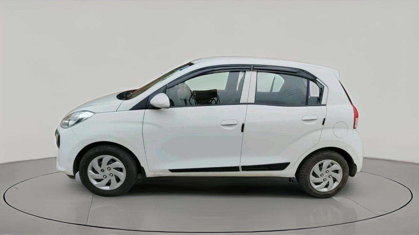 2018 Hyundai NEW SANTRO SPORTZ CNG, CNG, Manual, 74,428 km, exterior