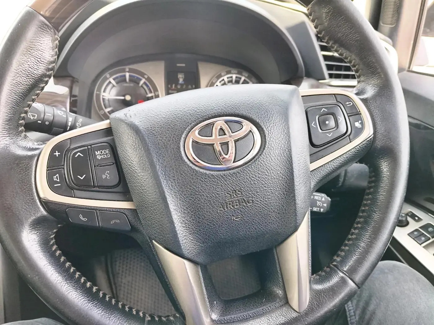 2018 Toyota Innova Crysta 2.8 ZX AT 7 STR, Diesel, Automatic, 79,360 km, interior