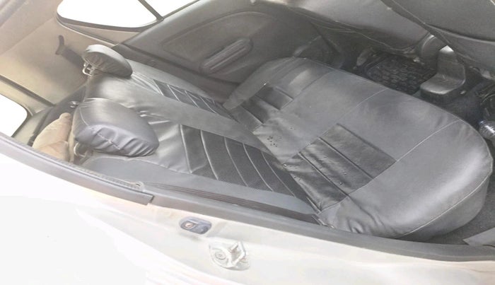 2011 Maruti Ritz VXI, CNG, Manual, 1,18,498 km, interior