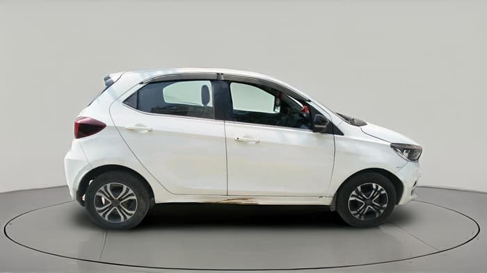 2023 Tata Tiago XT CNG, CNG, Manual, 61,621 km, exterior