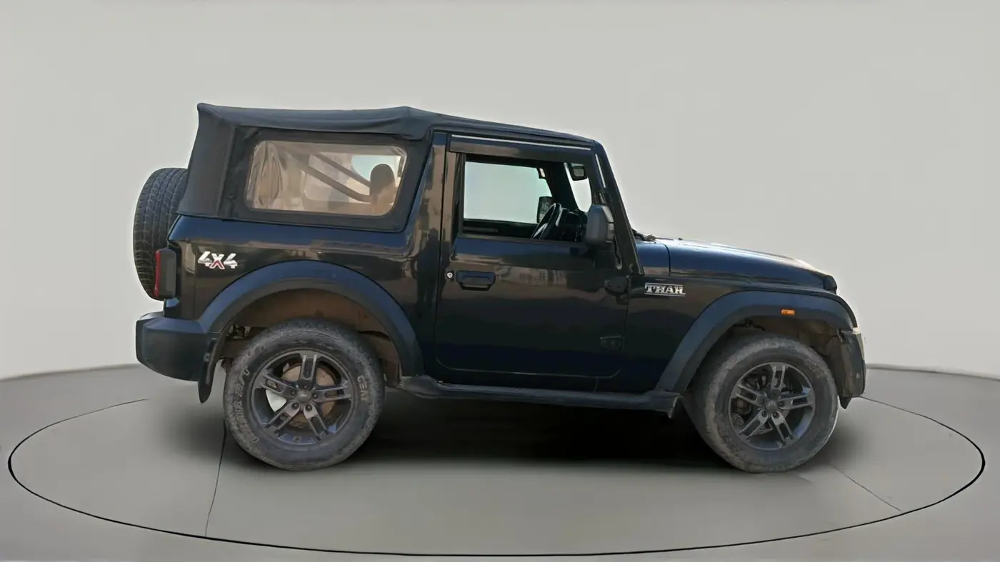 2021 Mahindra Thar LX  P 4WD AT CONVERTIBLE, Petrol, Automatic, 62,713 km, exterior