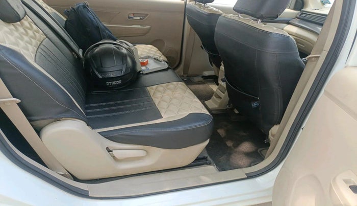 2022 Maruti Ertiga ZXI  CNG, CNG, Manual, 50,229 km, interior