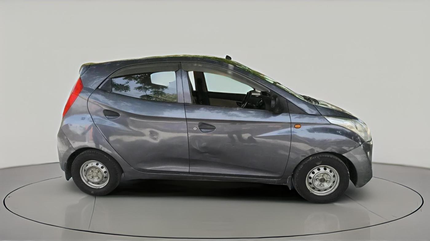 2015 Hyundai Eon ERA +, CNG, Manual, 1,16,262 km, exterior