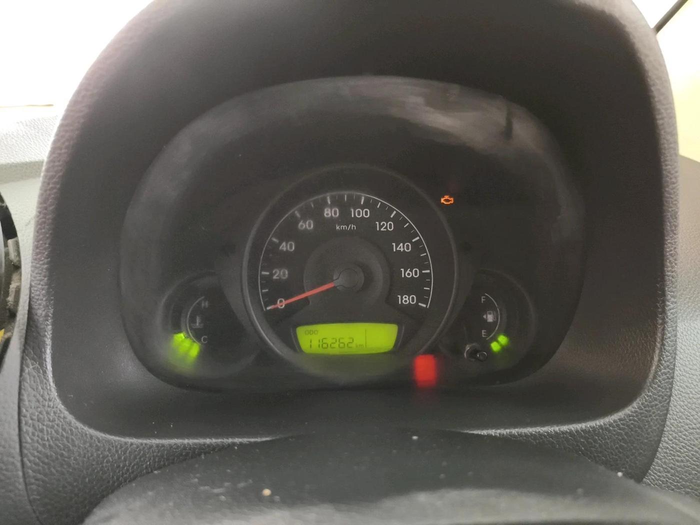 2015 Hyundai Eon ERA +, CNG, Manual, 1,16,262 km, interior
