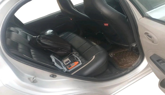 2011 Toyota Etios Liva G, Petrol, Manual, 64,949 km, interior