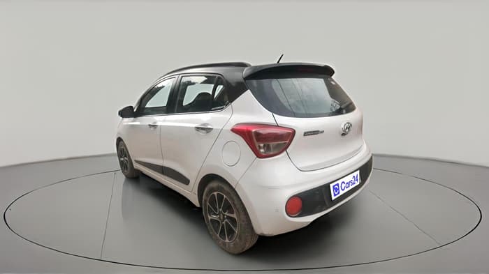 2017 Hyundai Grand i10 ASTA 1.2 KAPPA VTVT, Petrol, Manual, 1,30,115 km, exterior