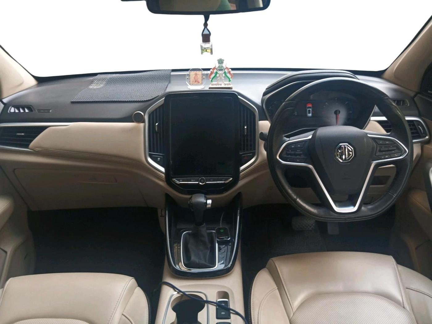 2022 MG HECTOR SHARP 1.5 PETROL CVT, Petrol, Automatic, 22,416 km, interior