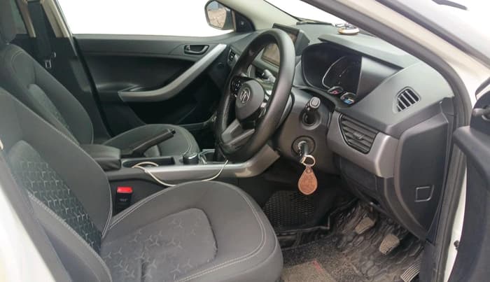 2022 Tata NEXON XE PETROL, Petrol, Manual, 20,945 km, interior