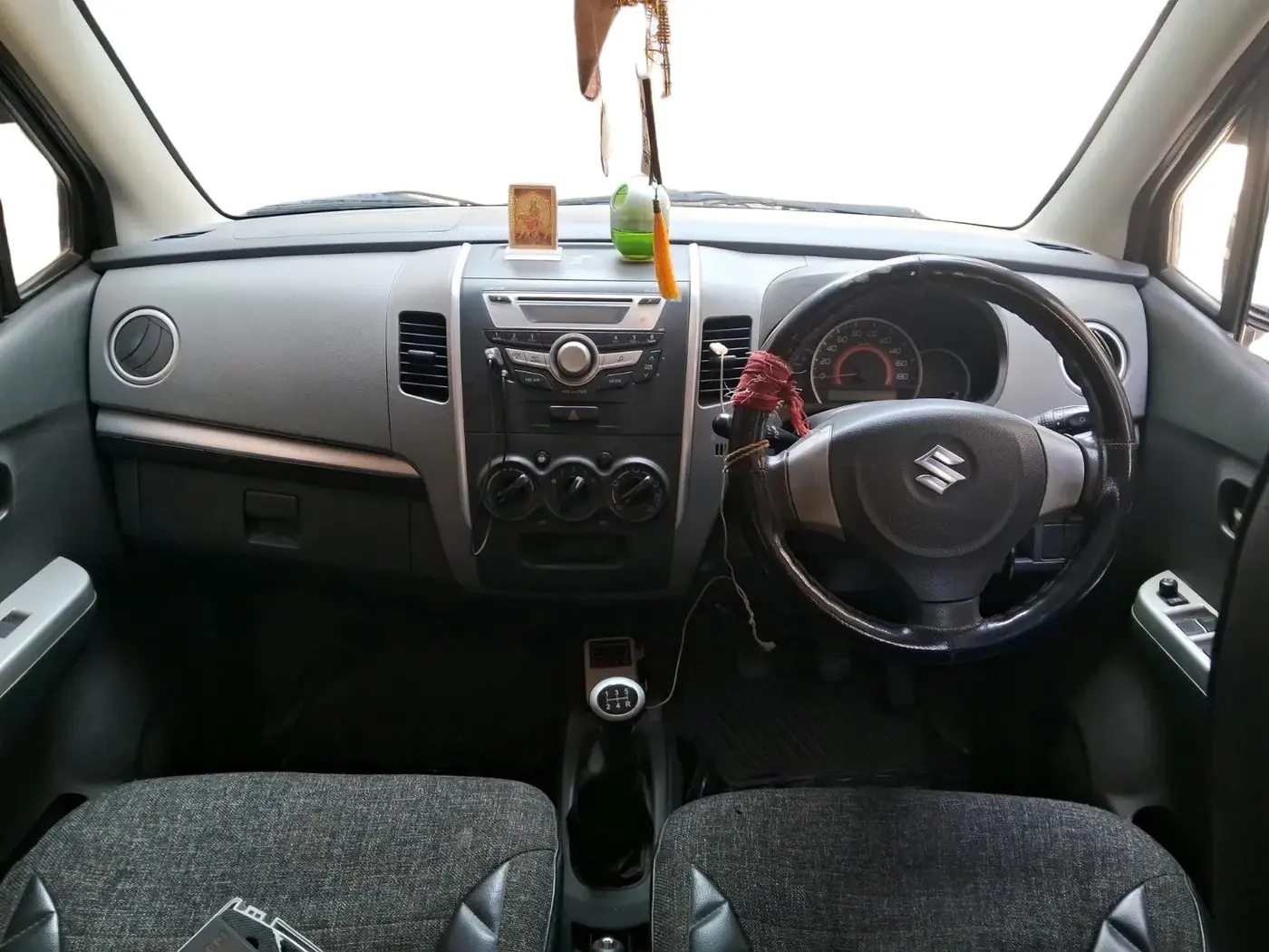 2011 Maruti Wagon R 1.0 VXI, Petrol, Manual, 42,622 km, interior