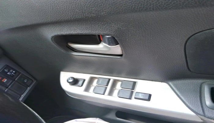 2011 Maruti Wagon R 1.0 VXI, Petrol, Manual, 42,622 km, interior