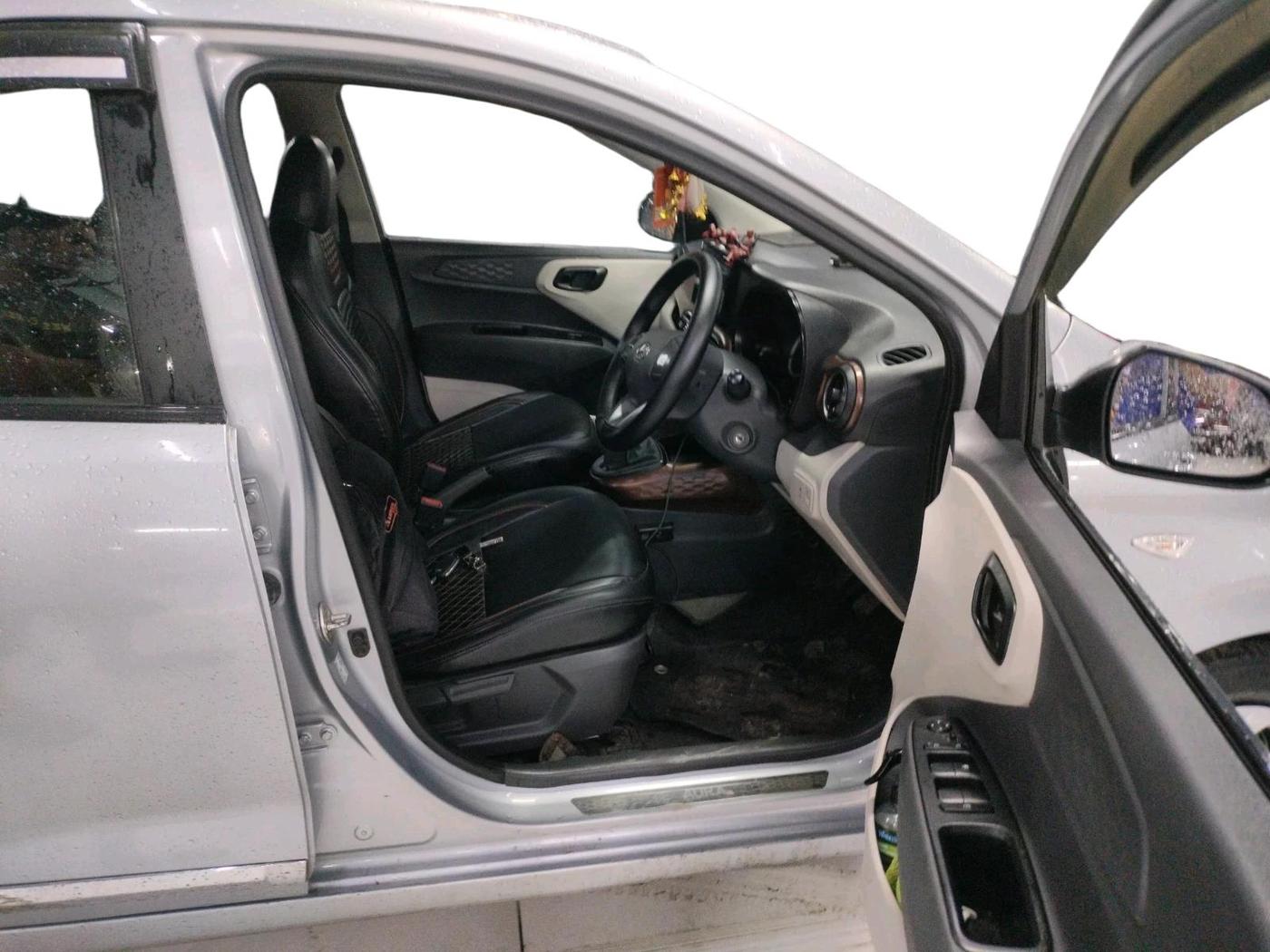 2022 Hyundai AURA S 1.2 CNG, CNG, Manual, 66,780 km, interior