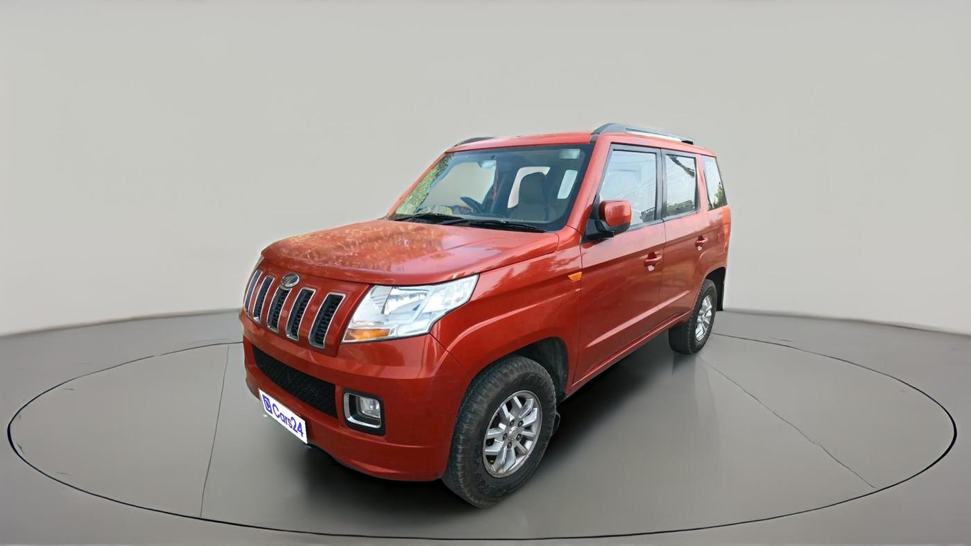 2016 Mahindra TUV300 T10, Diesel, Manual, 1,18,354 km, exterior