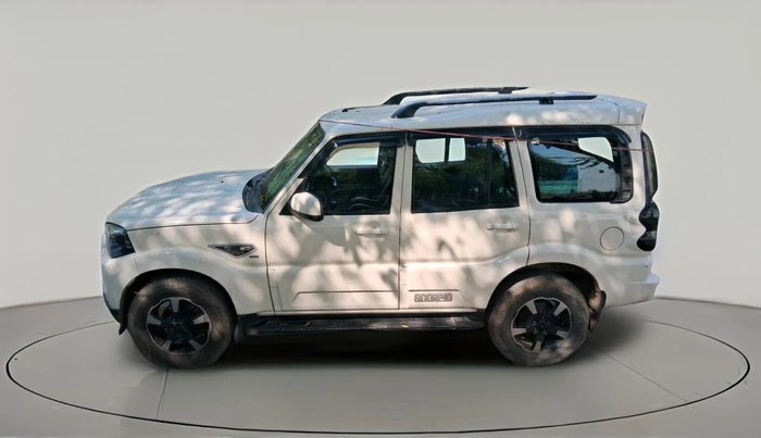 2018 Mahindra Scorpio S7, Diesel, Manual, 66,063 km, exterior