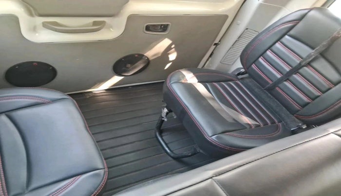 2018 Mahindra Scorpio S7, Diesel, Manual, 66,063 km, interior